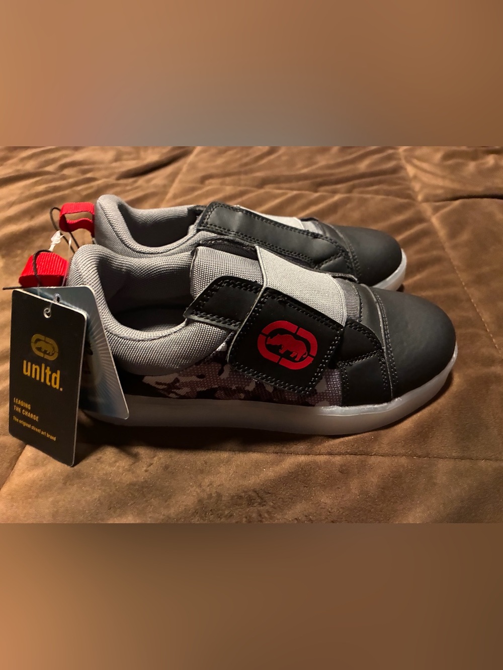 UNLTD Kids Gray & Black Slip-On Sneakers with Red Logo